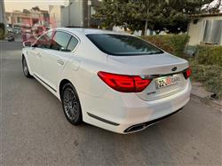 Kia Quoris